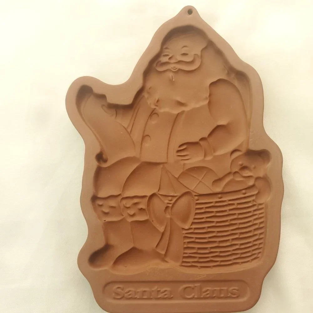 Longaberger Ceramic Pottery Christmas 1992 Santa Claus Chocolate/ Cookie Mold